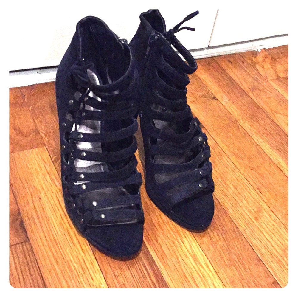 Nine West Strappy heels